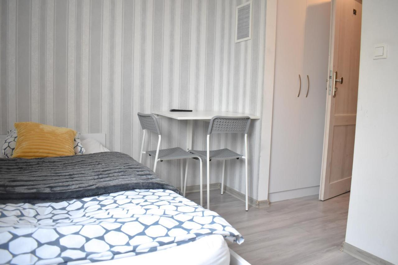 Hostel Przed Switem Gorzow Wielkopolski Dış mekan fotoğraf